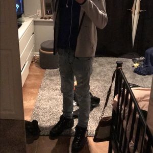 Meet your Posher, Chris